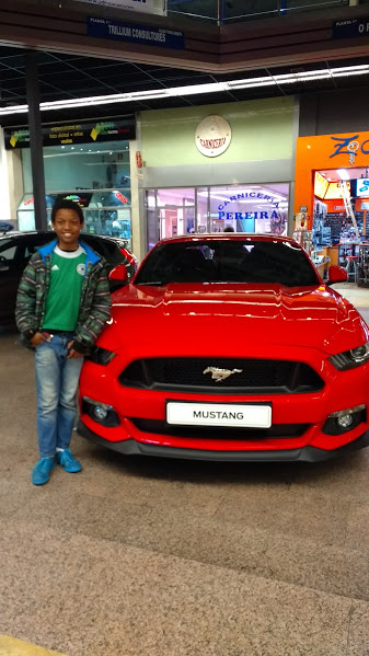 foto_cor_mustang_area-central-160217